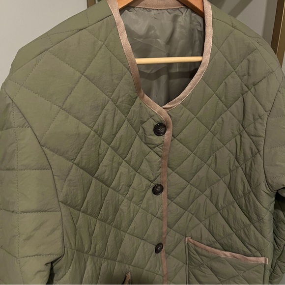 Army green quilted jacket M-L - Picture 2 of 2